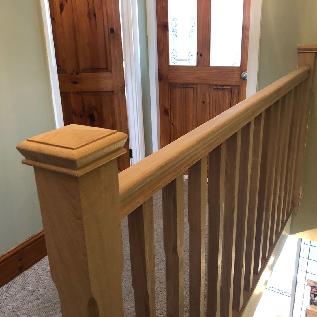 oak stair spindles