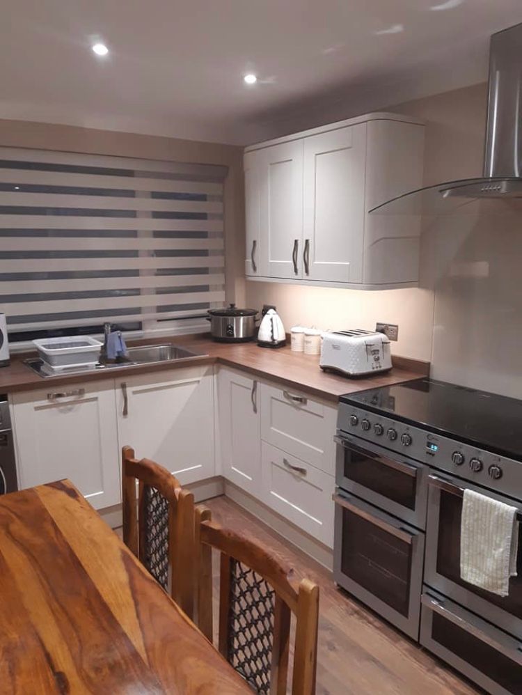 White shaker kitchen