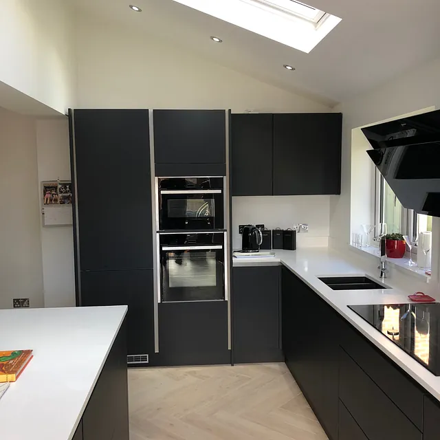 true handless kitchen