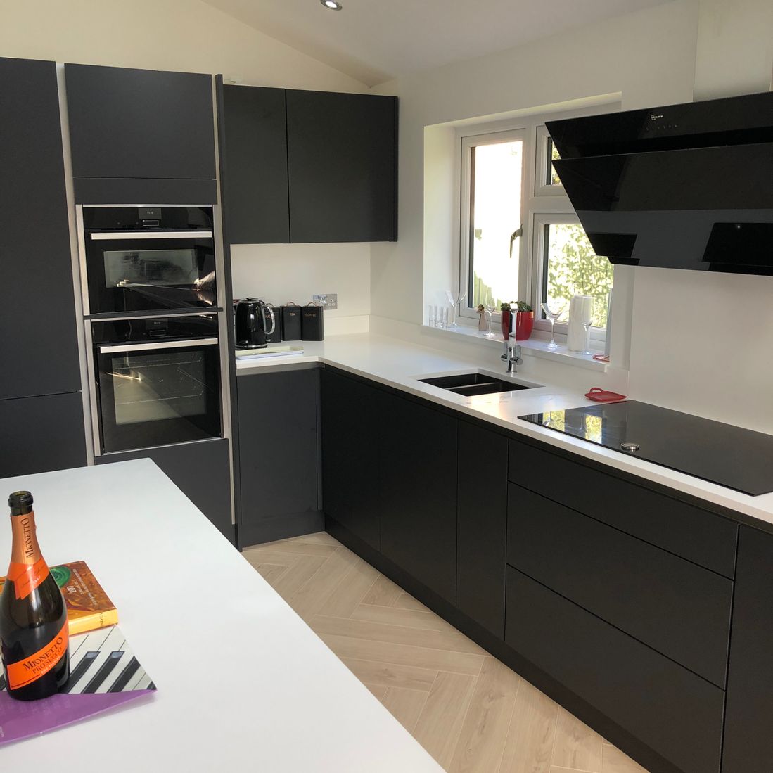 dark stlyish kitchen